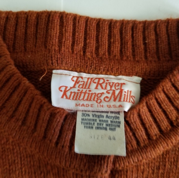 Fall River Knitting Mills Vintage Sweater Sz 44 - Picture 2 of 2